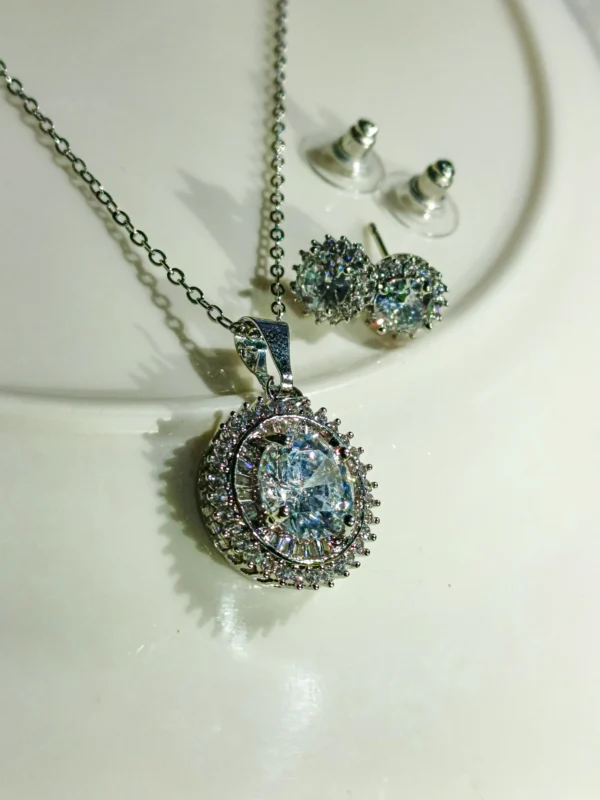 Single Stone Solitaire Pendant Set - Image 2