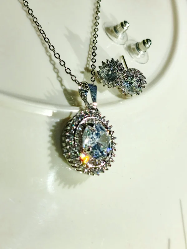 Single Stone Solitaire Pendant Set - Image 4