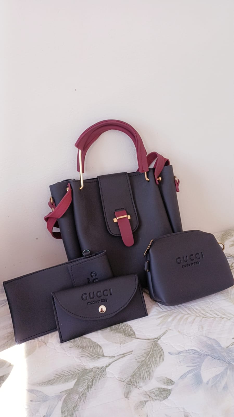 Zwore stylish purse for everyday use