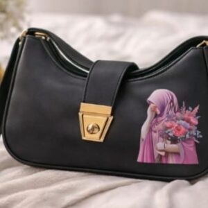 Stylish deep black shoulder purse for everyday use